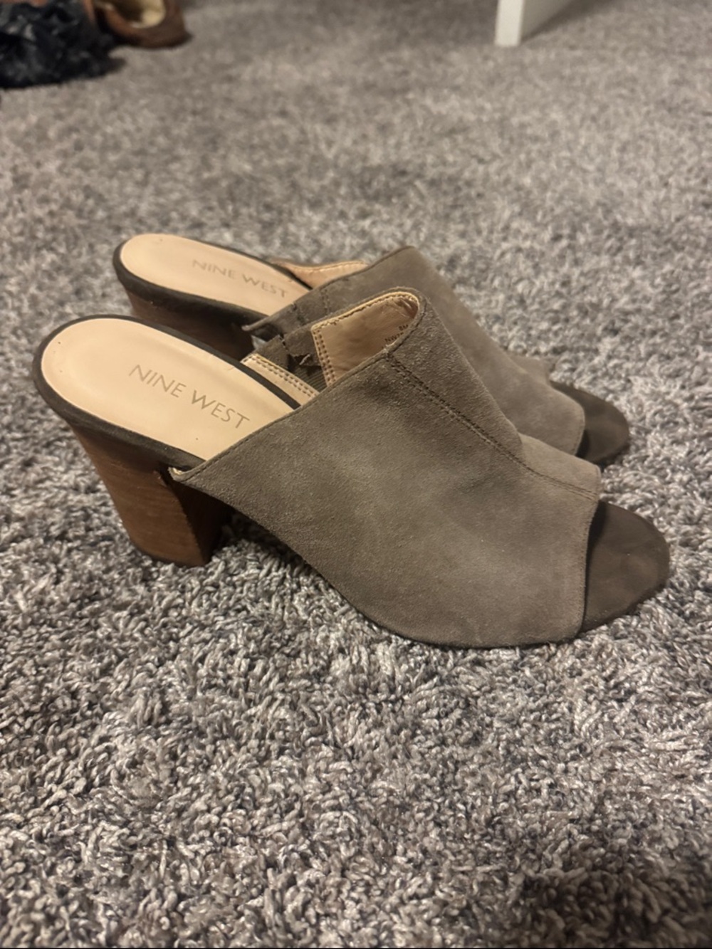 Nine West Taupe Suede Open Peep-Toe Block Heel Mules